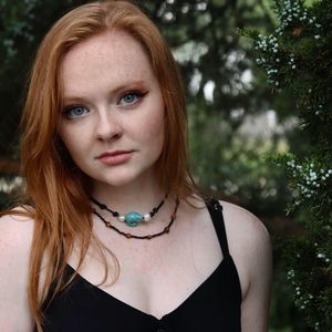 Meet your Posher, Caroline